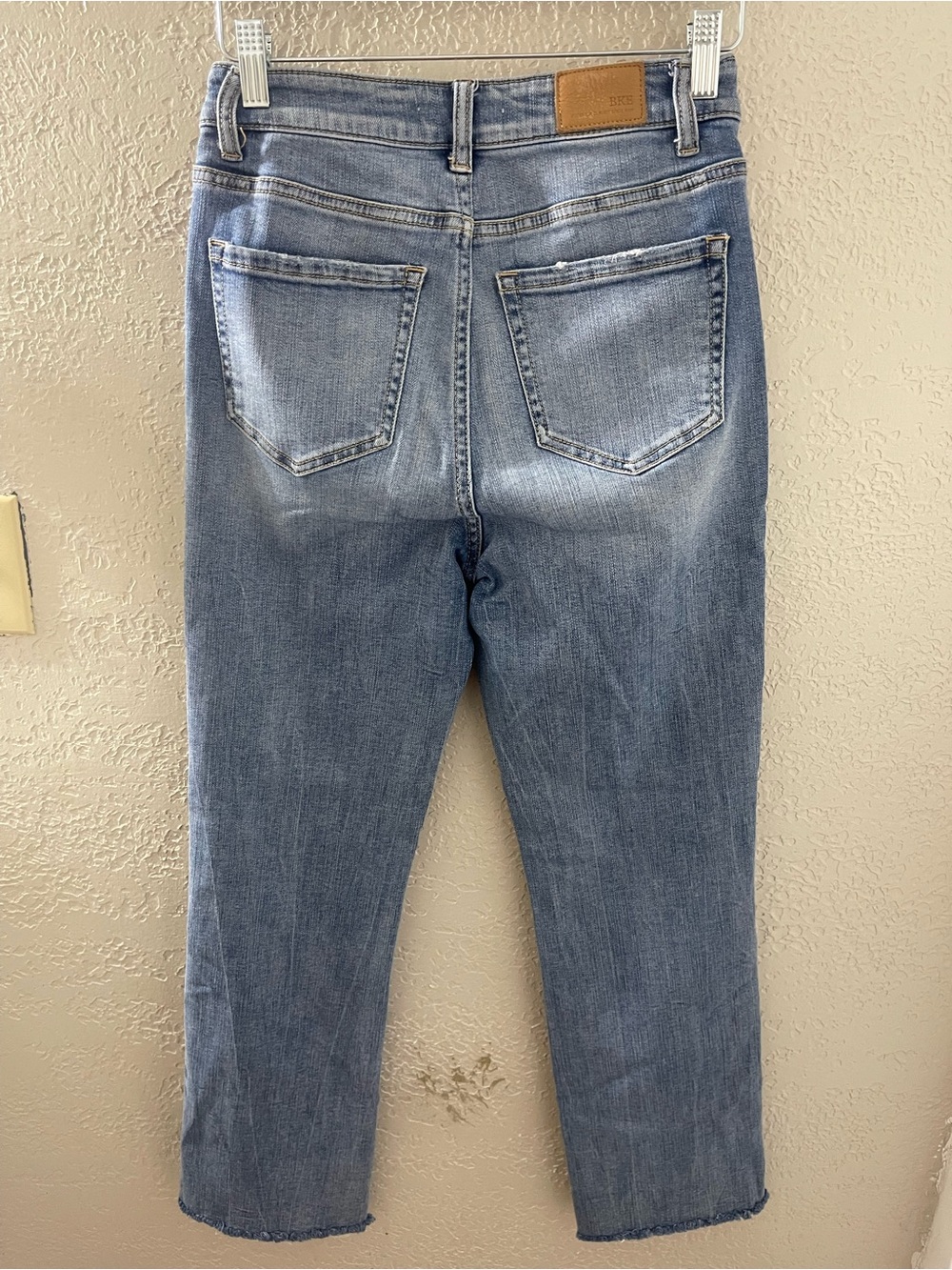 BKE Billie Women’s Light Blue Slim Fit High Rise Distressed Cropped Jeans 27X28 - Picture 5 of 9